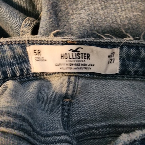 NEW Hollister Curvy High-Rise Ankle Mom Jean in Medium Wash - Picture 10 of 10